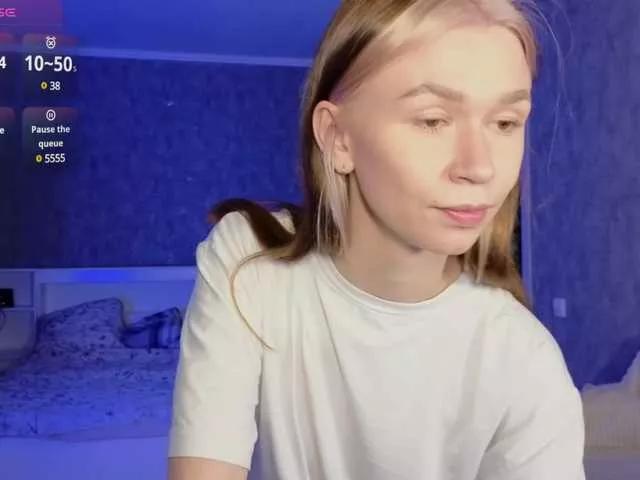 GorgeousKitten from BongaCams