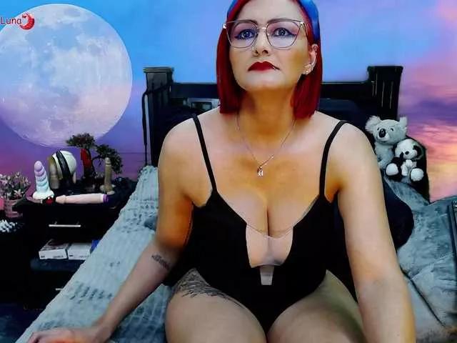 Hanna-Luna from BongaCams