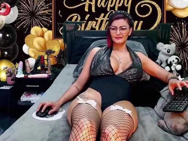 Hanna-Luna from BongaCams