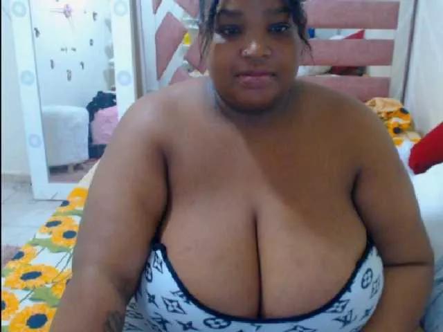 hannai from BongaCams