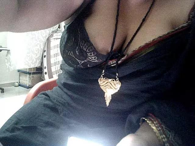 Hotpavitra webcams show profile image 