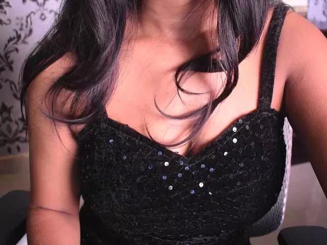 indianpriya from BongaCams