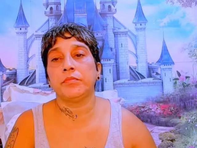 Indianroxy webcams show profile image 