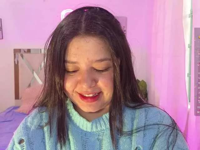 iris-tay on BongaCams 