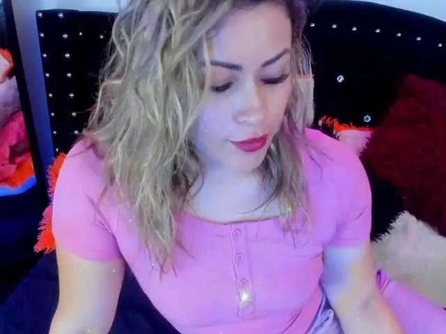 Girls: try live performances with matured performers, from dancing to quirks, in a variety of beautiful sex cams.