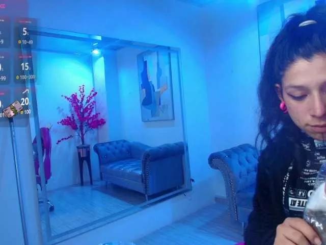 jenjen-purple from BongaCams