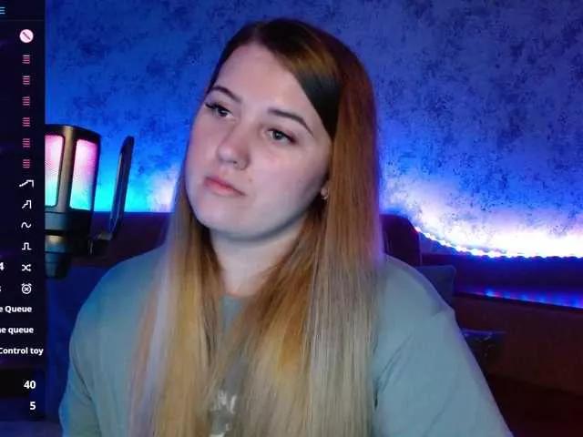 Jevelinaa from BongaCams