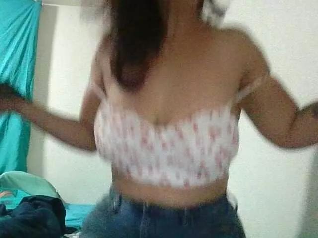 Juiicy01 from BongaCams
