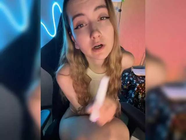K-A-T-A-N-A from BongaCams