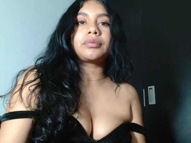 karolinecute from BongaCams is Freechat