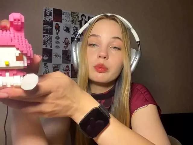 KaronVondielingen from BongaCams is Freechat