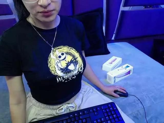 kattyqueenn from BongaCams