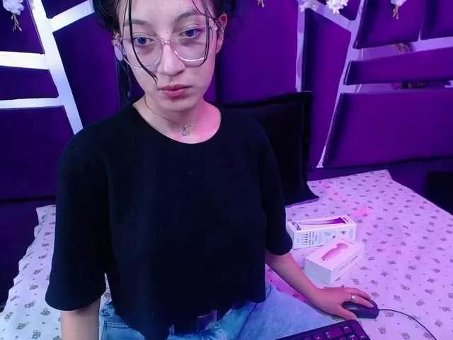 kattyqueenn from BongaCams