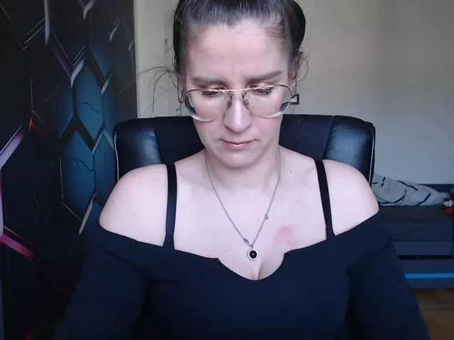 KayaCute from BongaCams