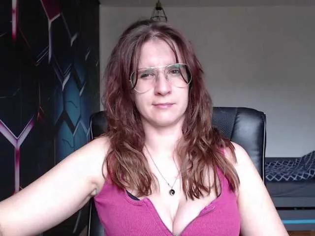 KayaCute from BongaCams