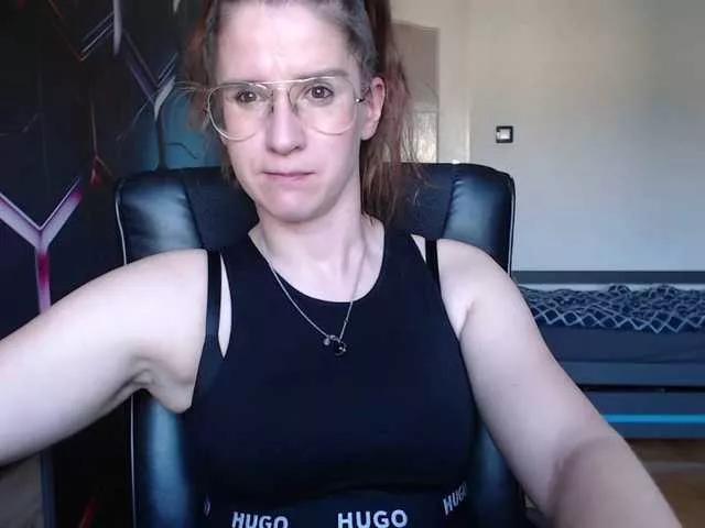 KayaCute from BongaCams