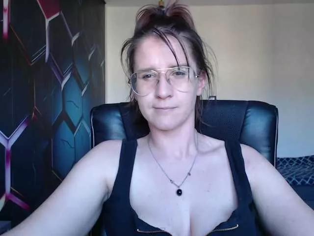 KayaCute from BongaCams