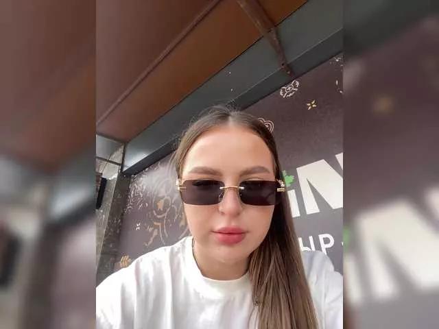 KettyPretty25 from BongaCams