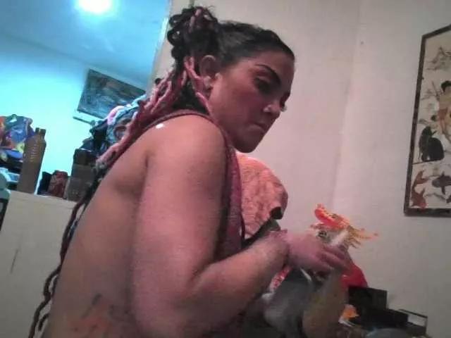 Ki2KUCHi from BongaCams
