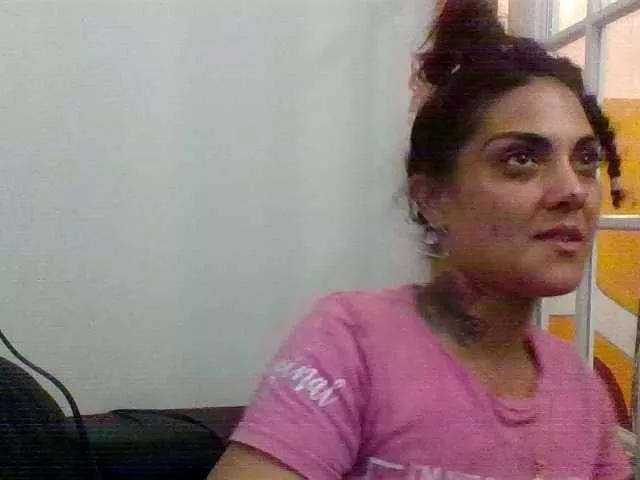 Ki2KUCHi from BongaCams