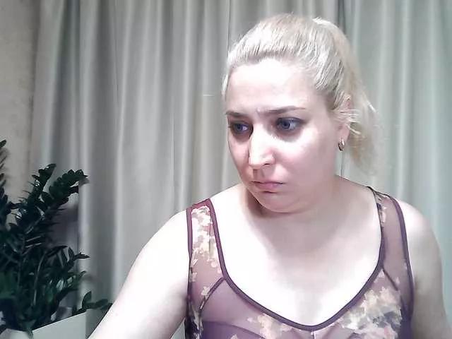 KickaIricka from BongaCams