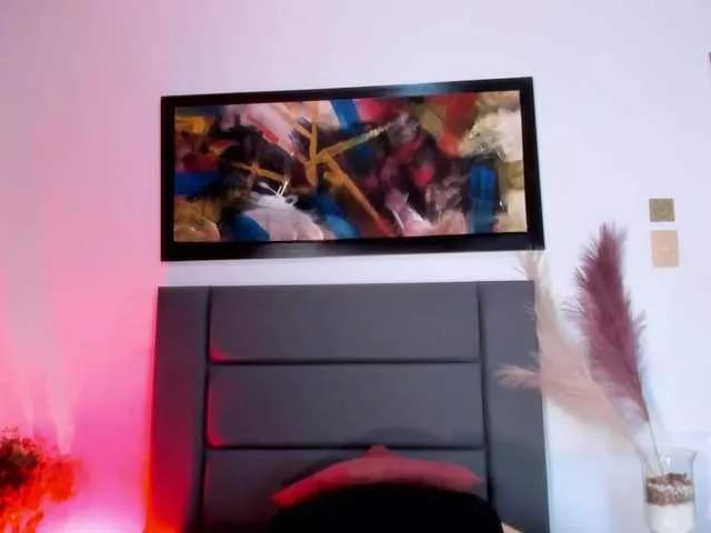 KickyMinaj from BongaCams