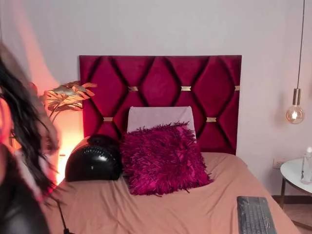 KickyMinaj from BongaCams