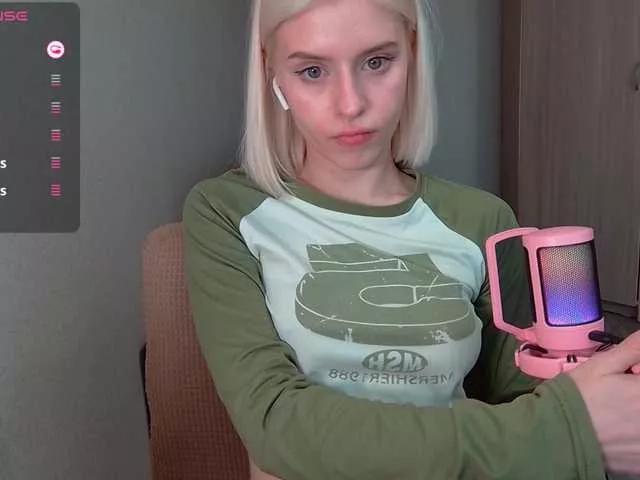 kissesliza from BongaCams