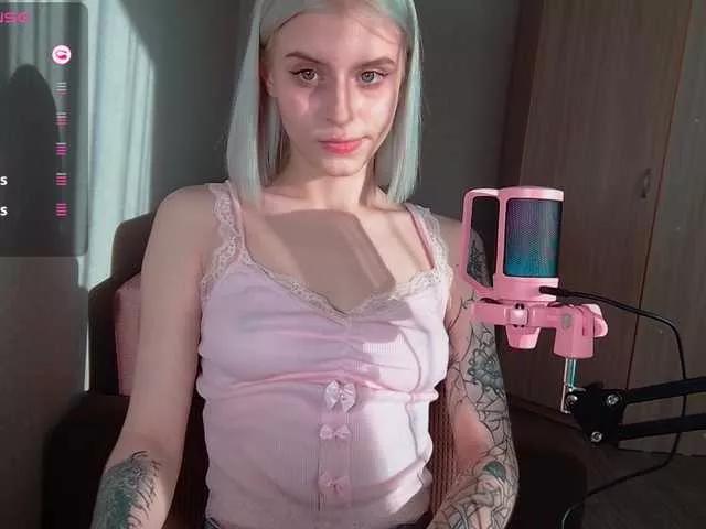 kissesliza from BongaCams