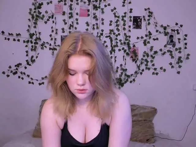 KITI111 from BongaCams