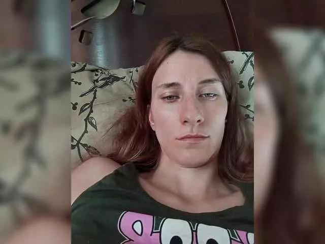 Kitty2044 from BongaCams