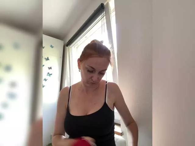 Girls: try live performances with matured performers, from dancing to quirks, in a variety of beautiful sex cams.
