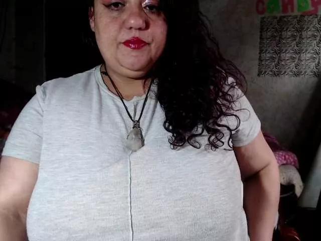 Lauluna from BongaCams