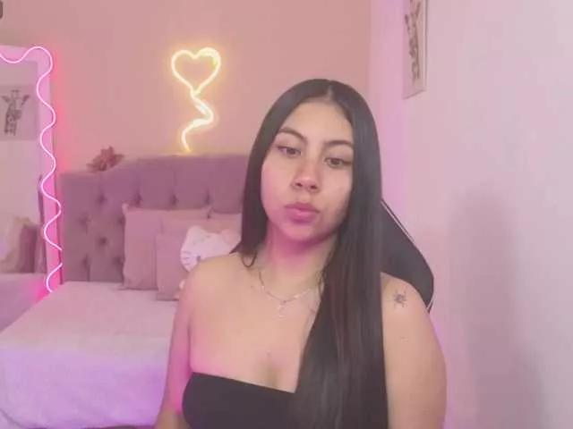 Laylafoxy-tay from BongaCams