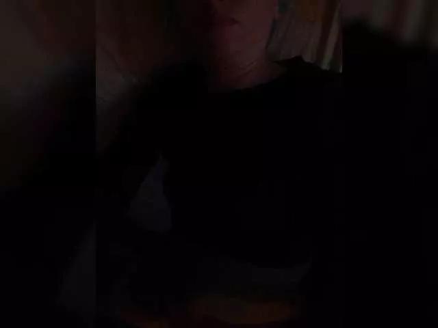 Lena-33 from BongaCams is Freechat
