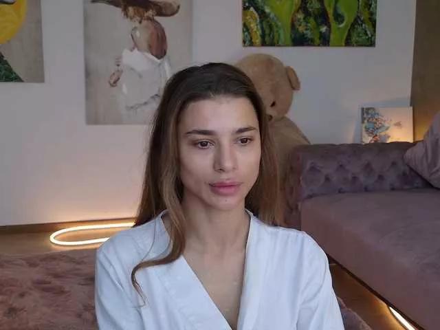 LennaGodess from BongaCams