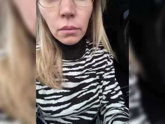LiaLucos from BongaCams