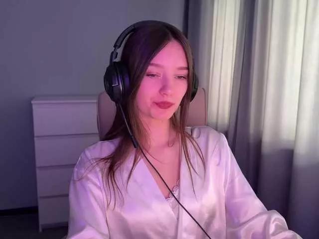 Likiss from BongaCams