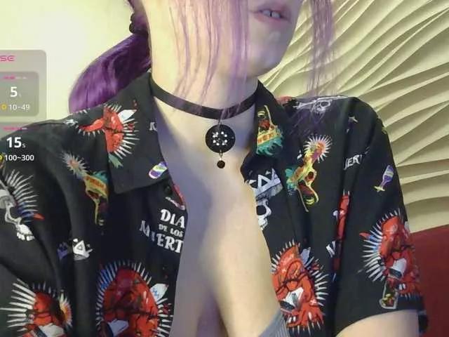 LilianOsbourne from BongaCams