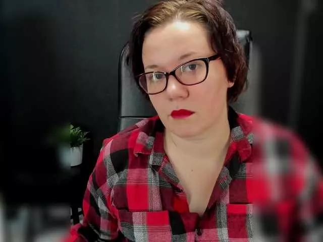 LillyMatts on BongaCams 