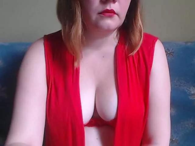 LillyMatts on BongaCams 