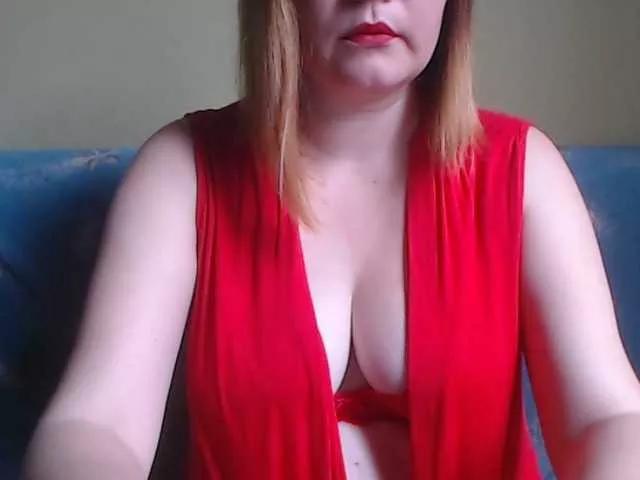 LillyMatts on BongaCams 