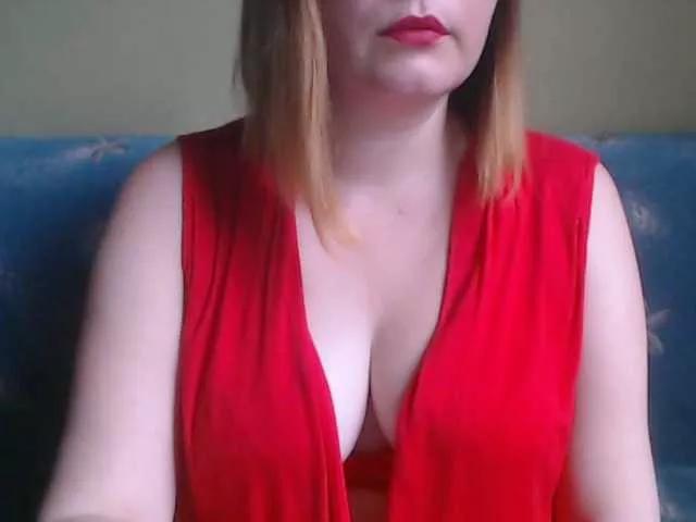 LillyMatts on BongaCams 