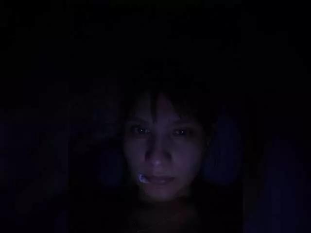 LinNatty from BongaCams
