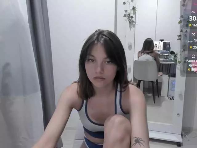 Girls: try live performances with matured performers, from dancing to quirks, in a variety of beautiful sex cams.