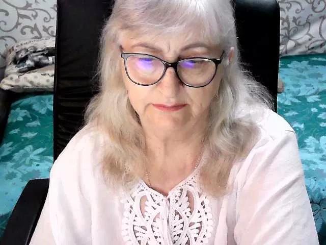 LolkaAlyss from BongaCams is Freechat