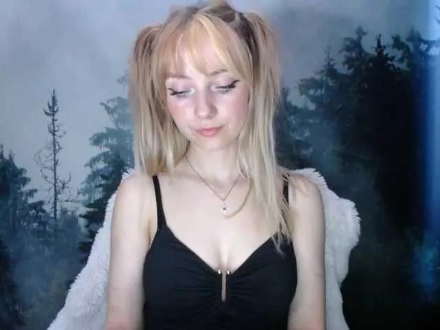 LuciaLovely from BongaCams is Freechat