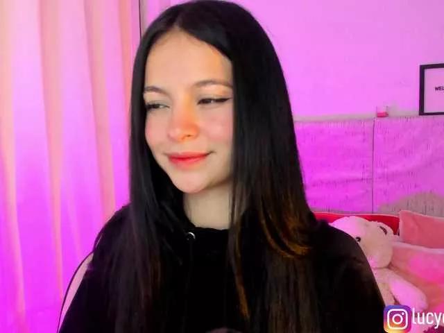 LucyEvanss from BongaCams is Freechat