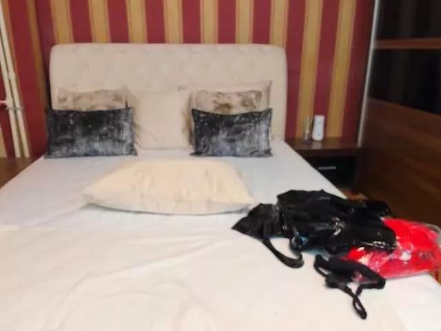 MadameCrowford from BongaCams is Freechat