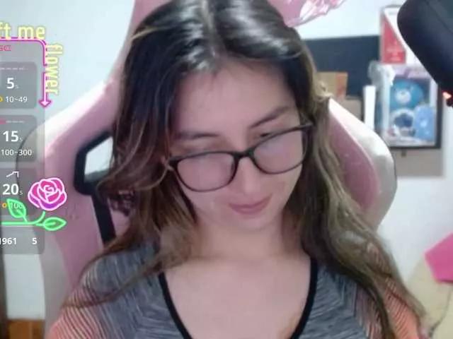 Maggie-Fox from BongaCams